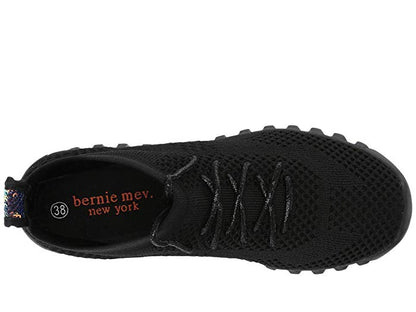 Bernie Mev. Erika Black Women's Size 5 M