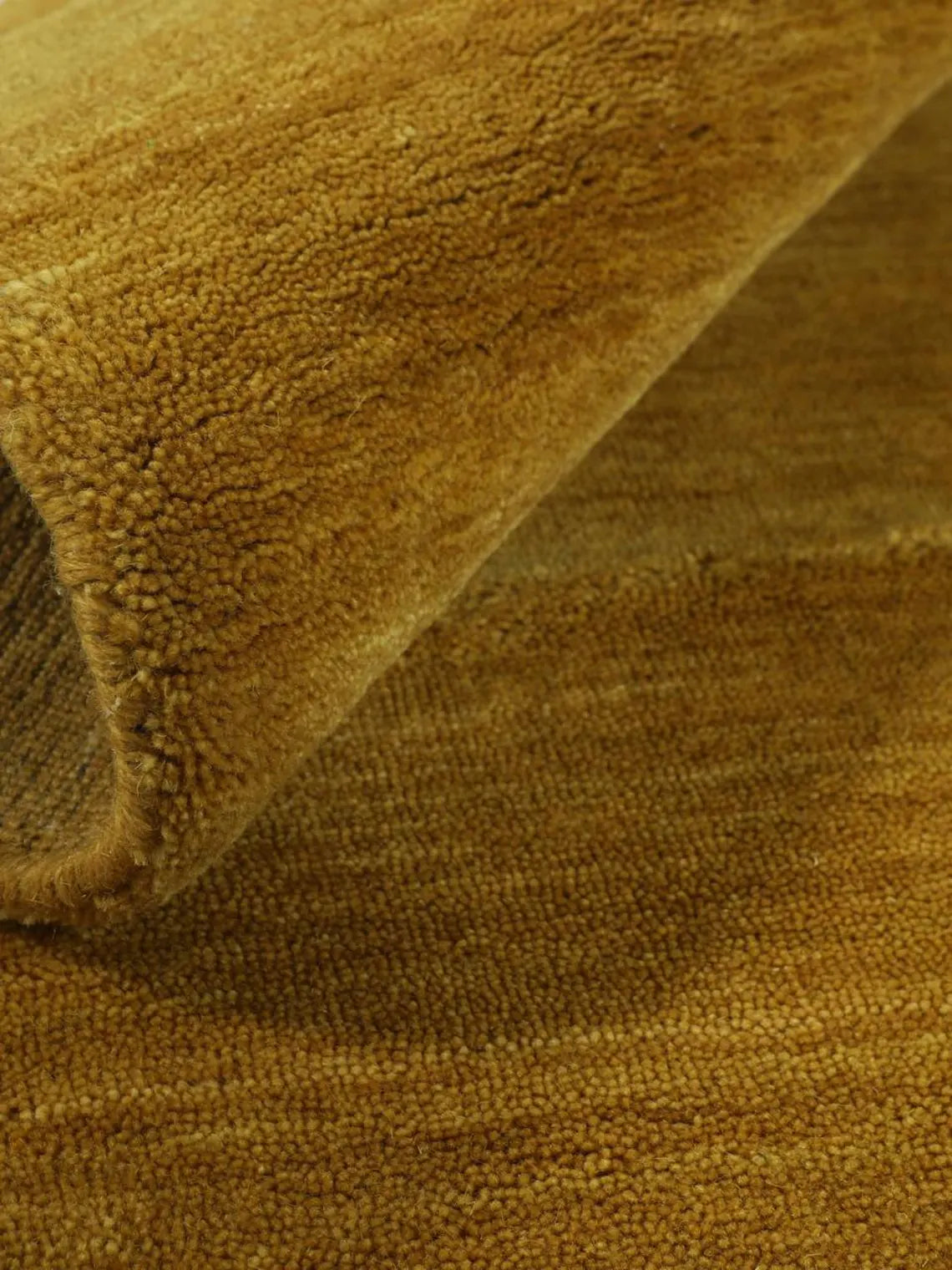 Arrel Speckled Wool-Blend Rug Round 6 ft - Gold