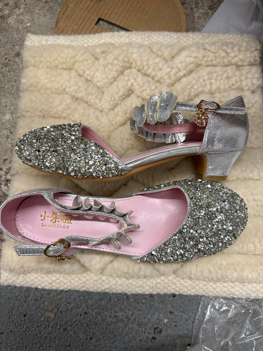 Shorelear Silver Glitter Shoes Size 36 (5.5 US)