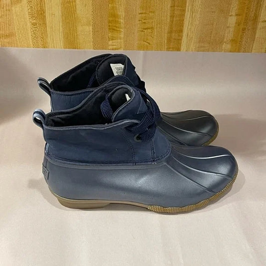 Women’s Sperry, Saltwater 2-Eye Nubuck Duck Boot- Size 11
